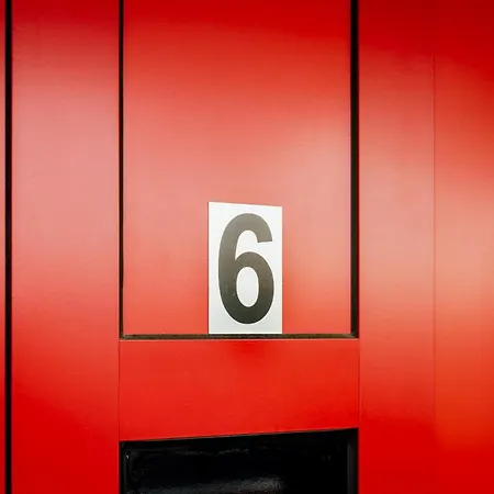 Nava Self Check-in * Wiener Neustadt