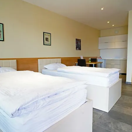 Nava Self Check-in * Wiener Neustadt