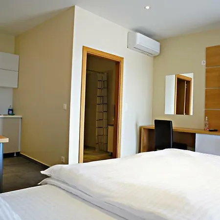 Nava Self Check-in *