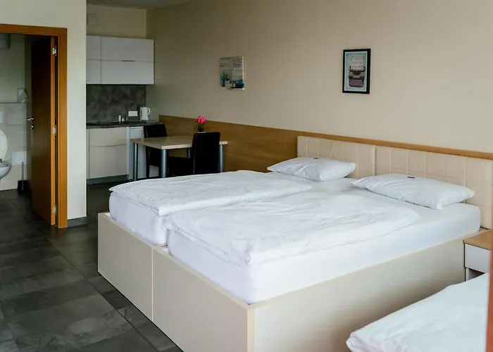 Nava Self Check-in * Wiener Neustadt