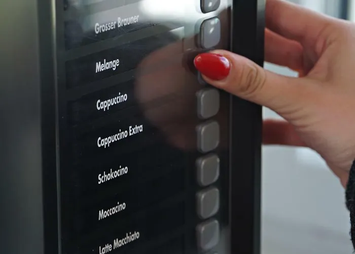 Nava Self Check-in * Wiener Neustadt